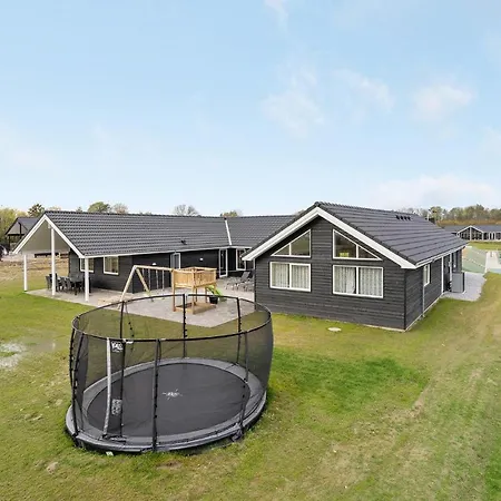 Holiday home Awesome In Sydals With Sauna *